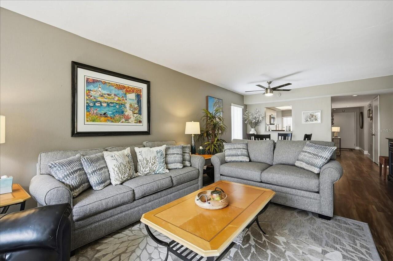 Listing Photo 8