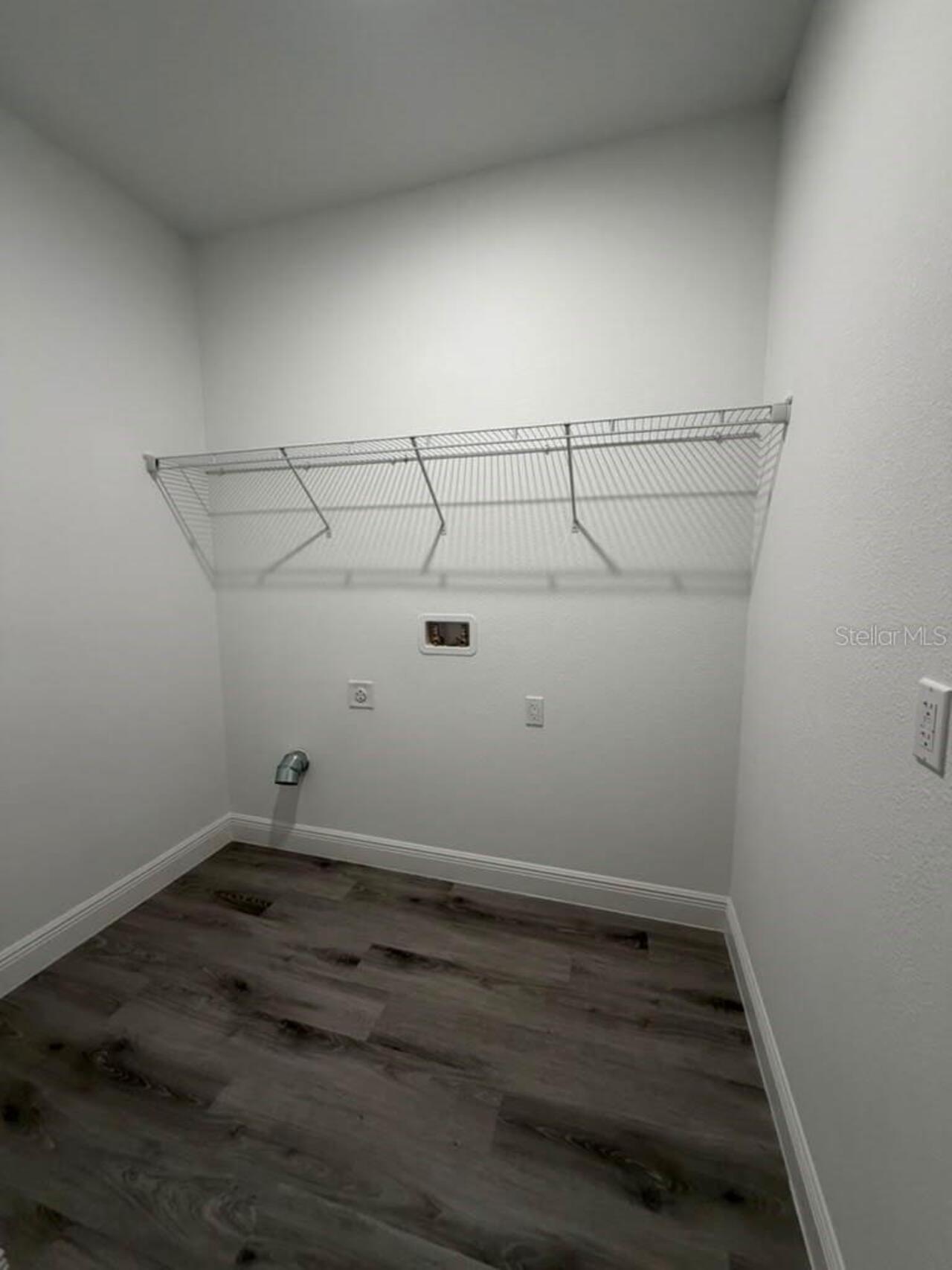 Listing Photo 8