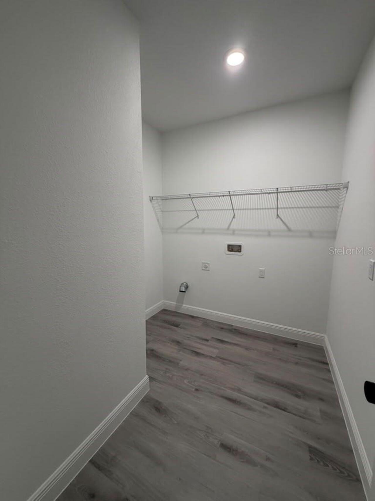 Listing Photo 9