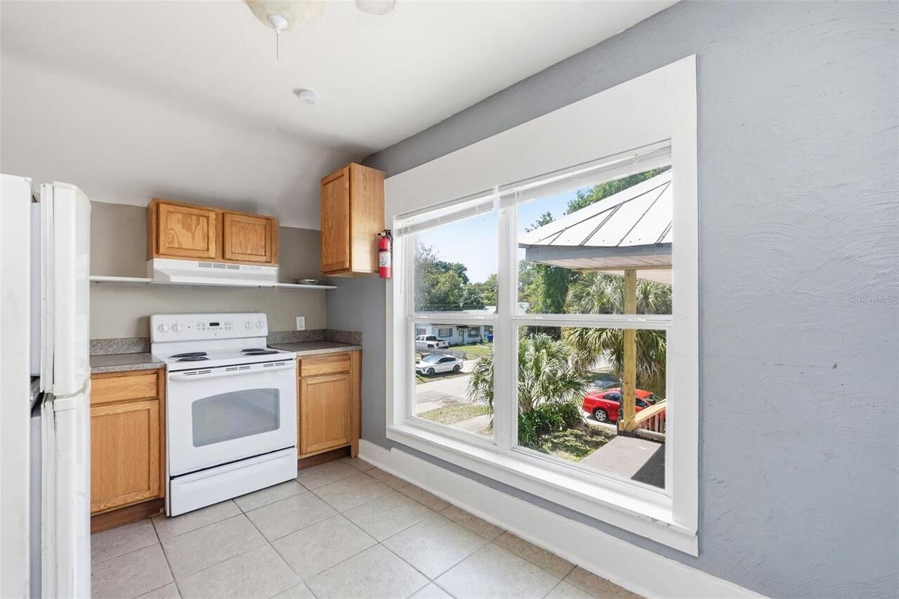 Listing Photo 8