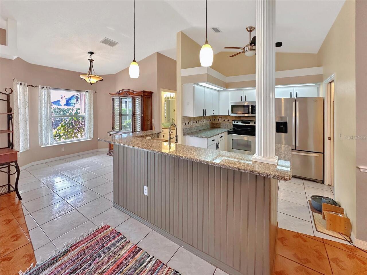 Listing Photo 17