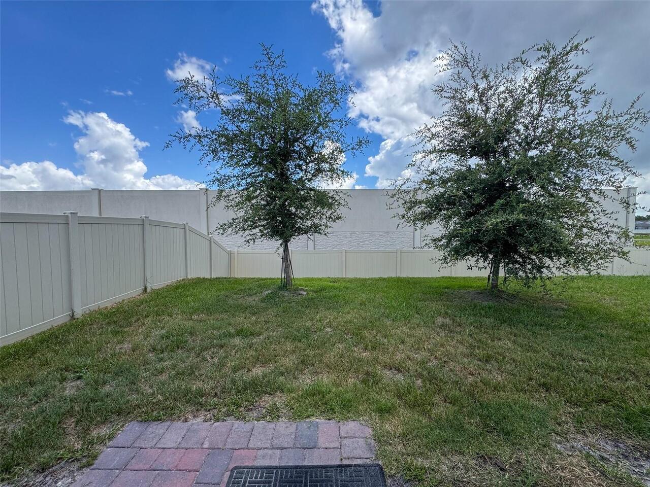 Listing Photo 23