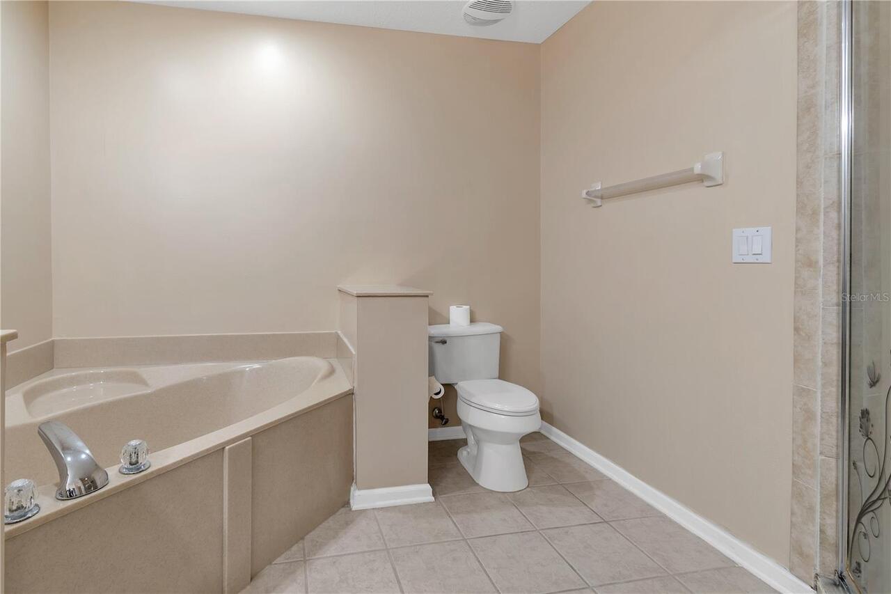 Listing Photo 33
