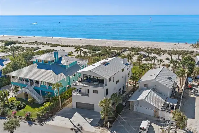 6BR, Home, 4BA, $4,695,000
Read More