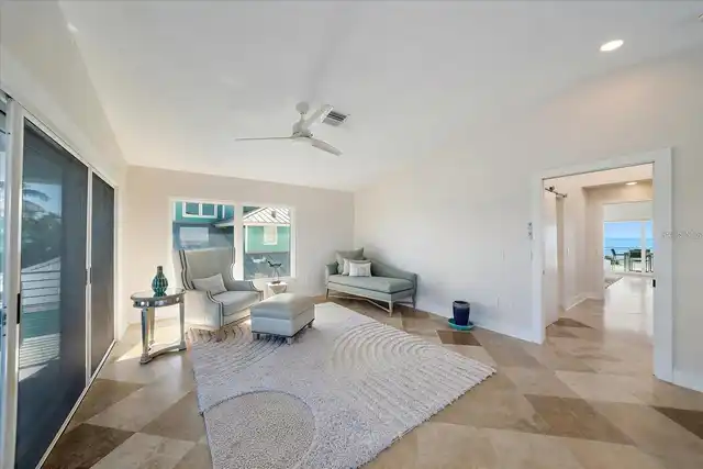 Listing Photo 33