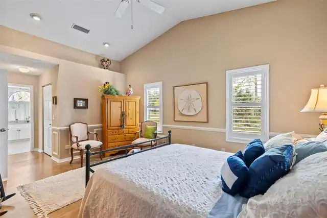 Listing Photo 21