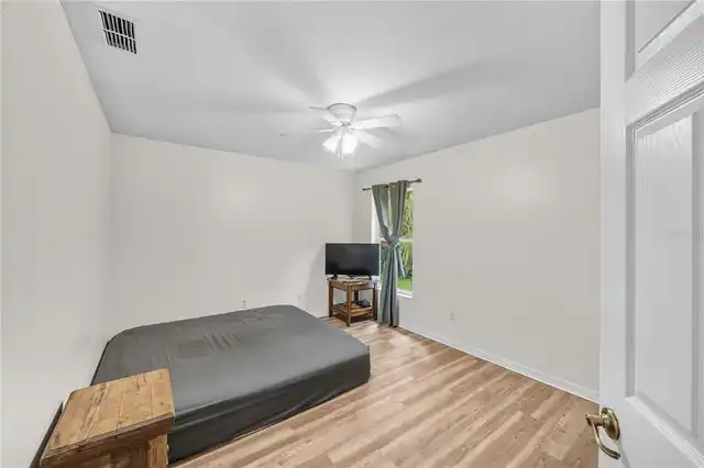 Listing Photo 20