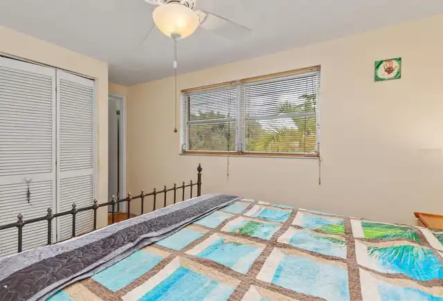 Listing Photo 16