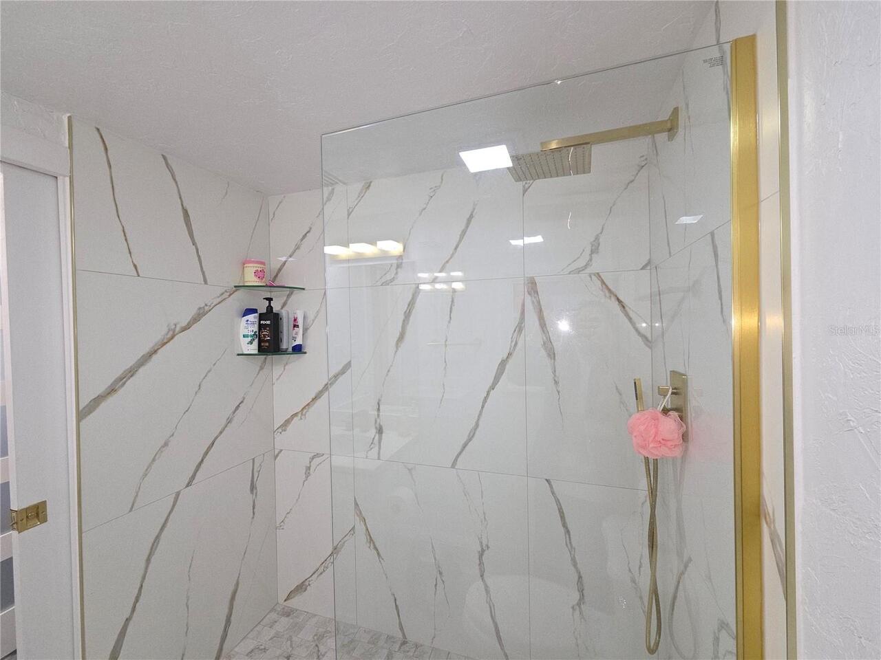 Listing Photo 24