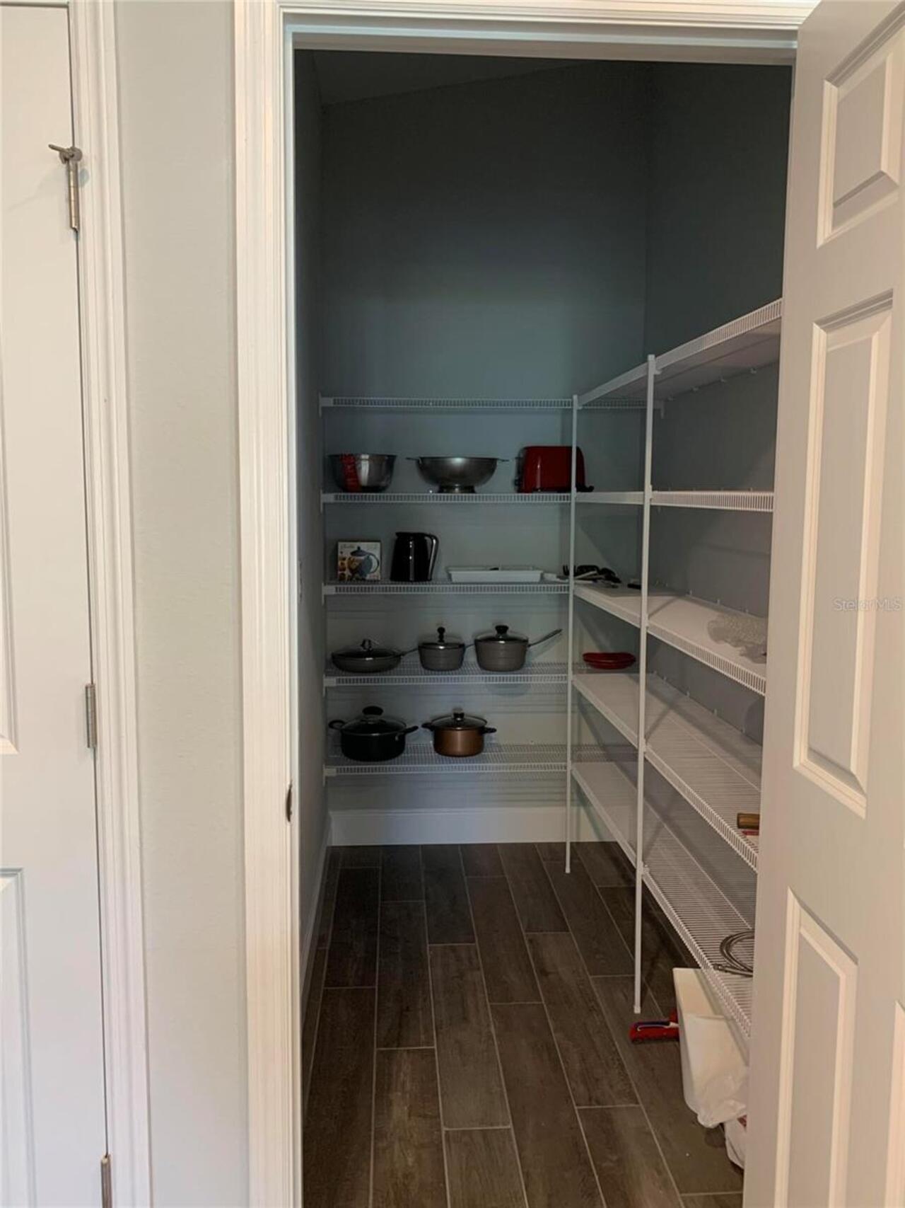 Listing Photo 8