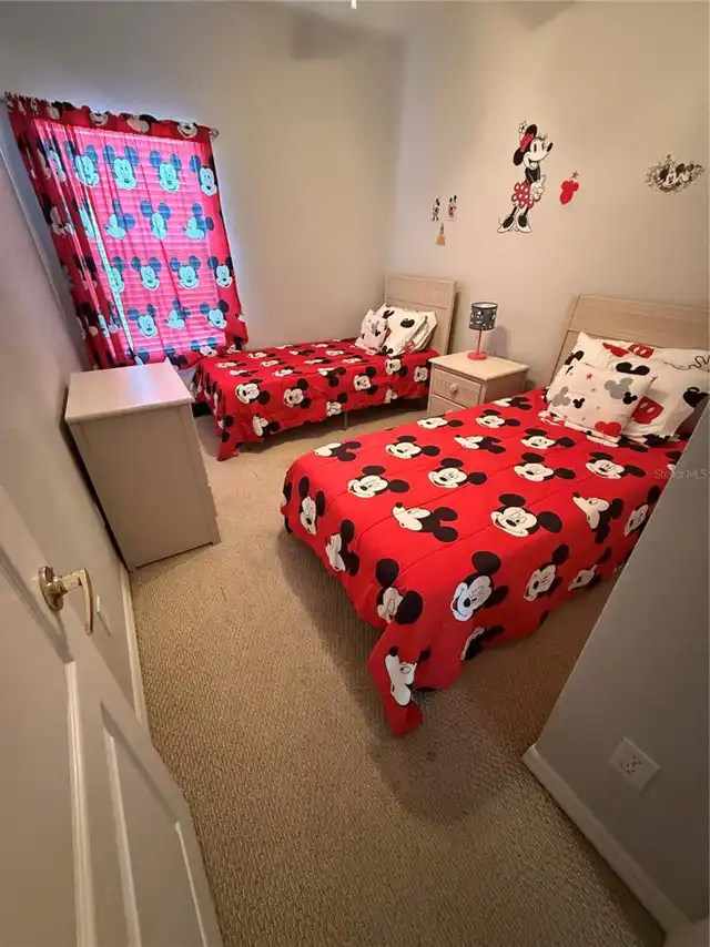 Listing Photo 12