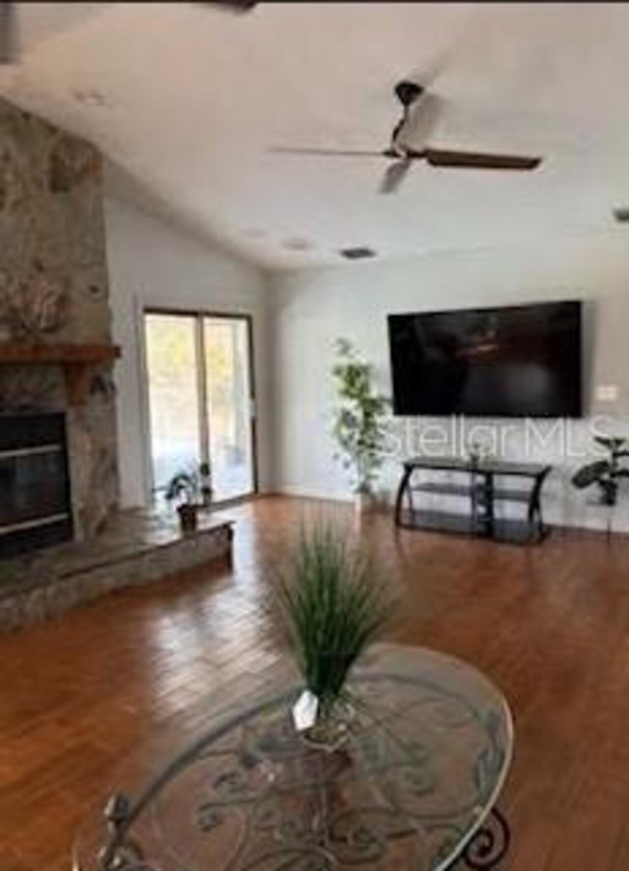 Listing Photo 6