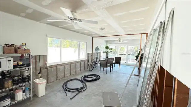 Listing Photo 12