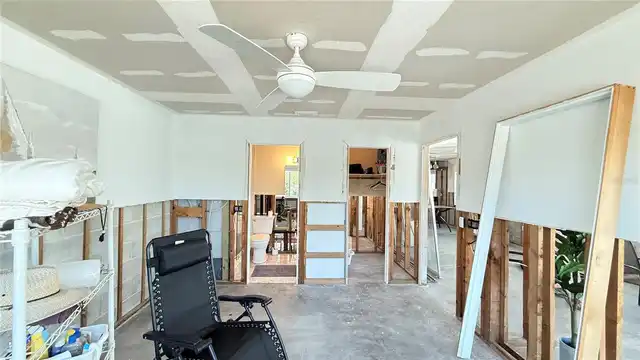 Listing Photo 22
