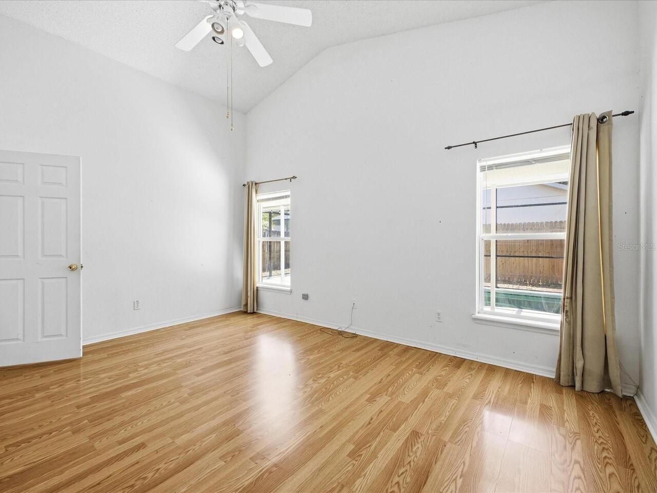 Listing Photo 23