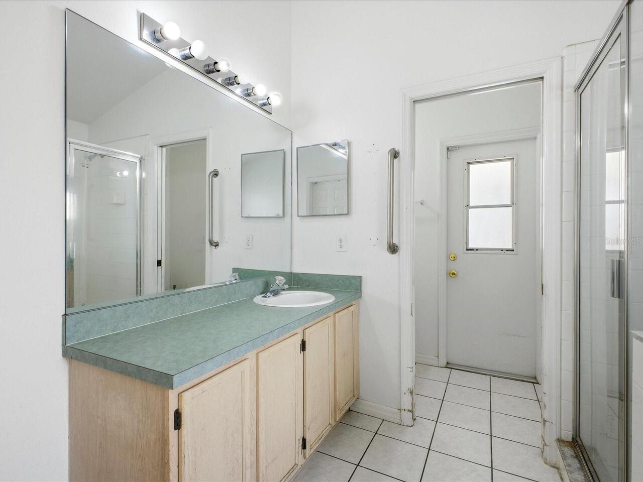 Listing Photo 25