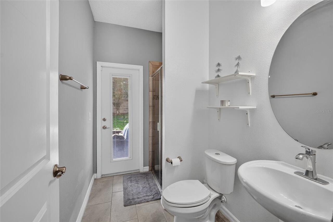 Listing Photo 12