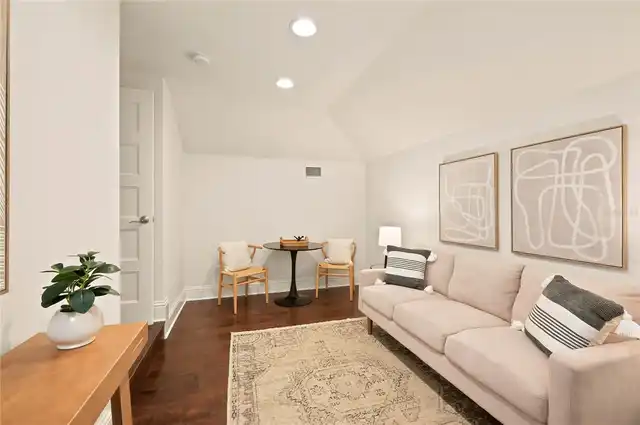 Listing Photo 29