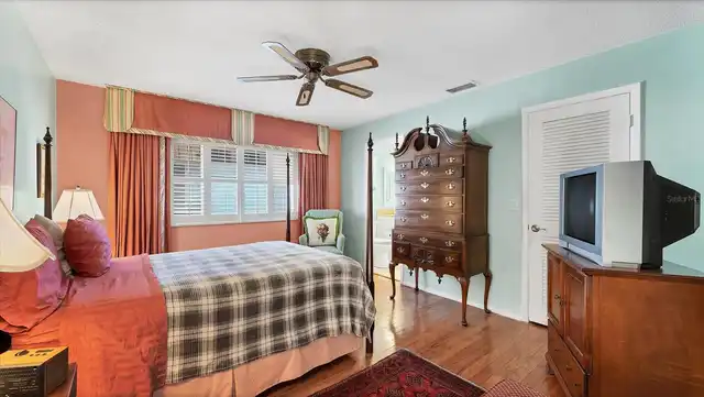 Listing Photo 16