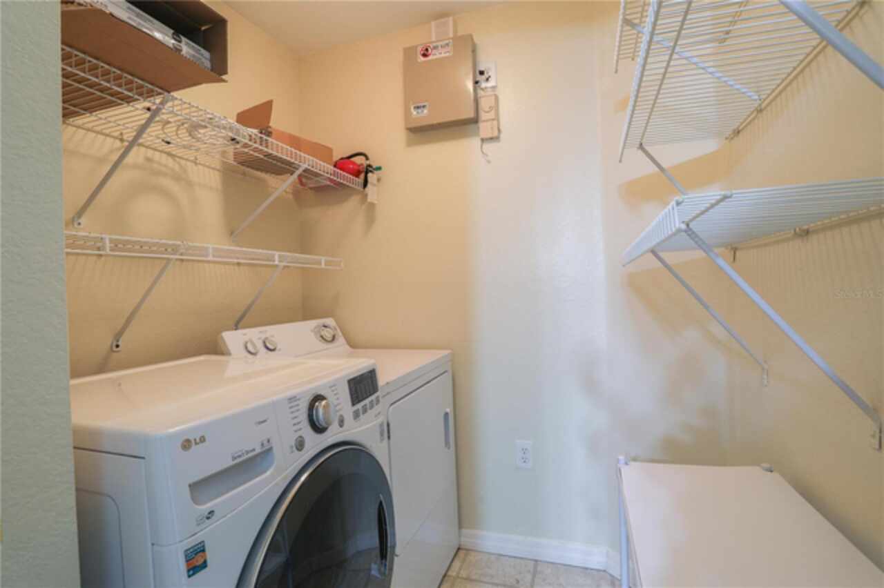 Listing Photo 12