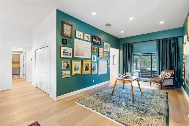 Listing Photo 7