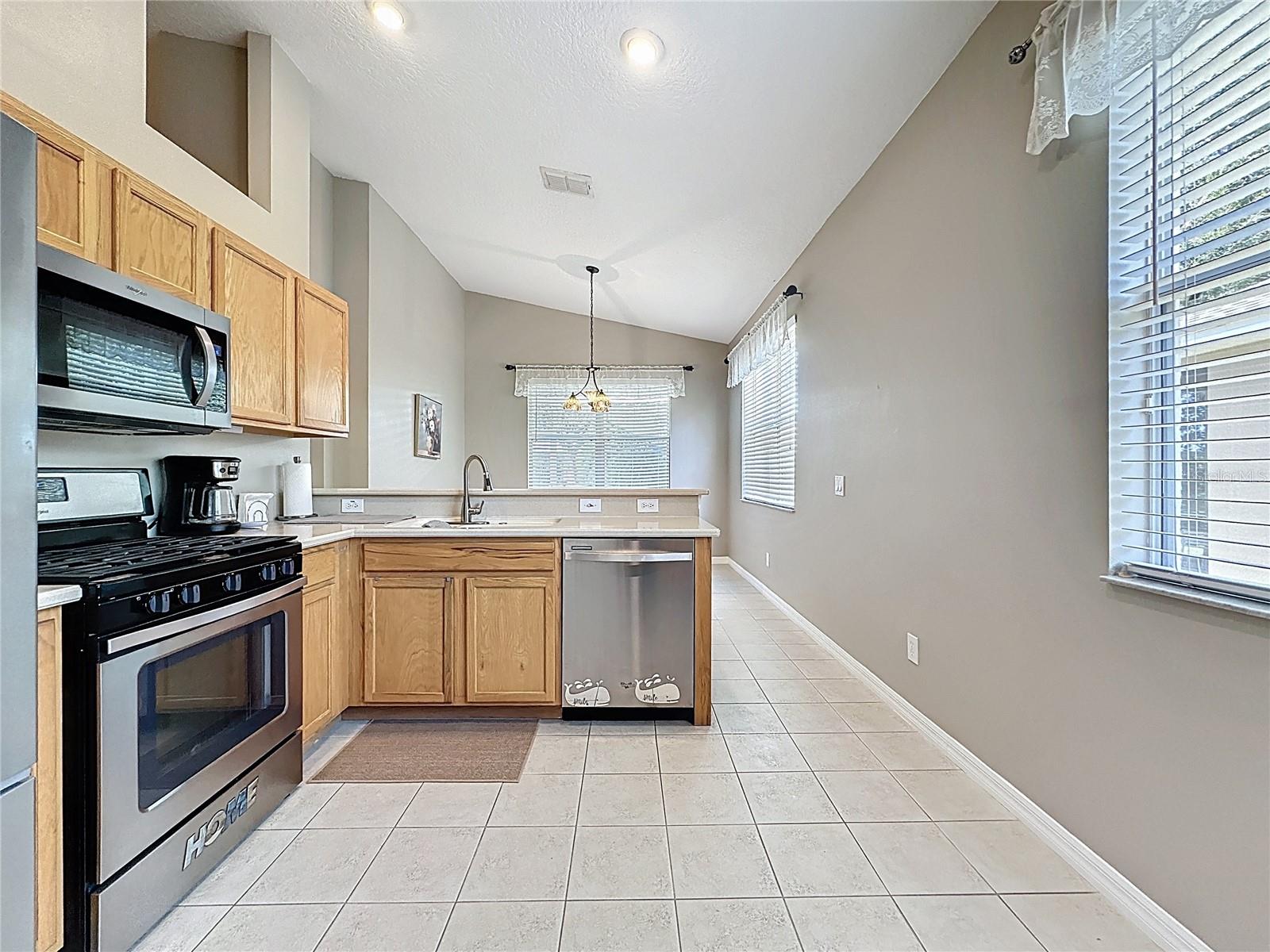 Listing Photo 16