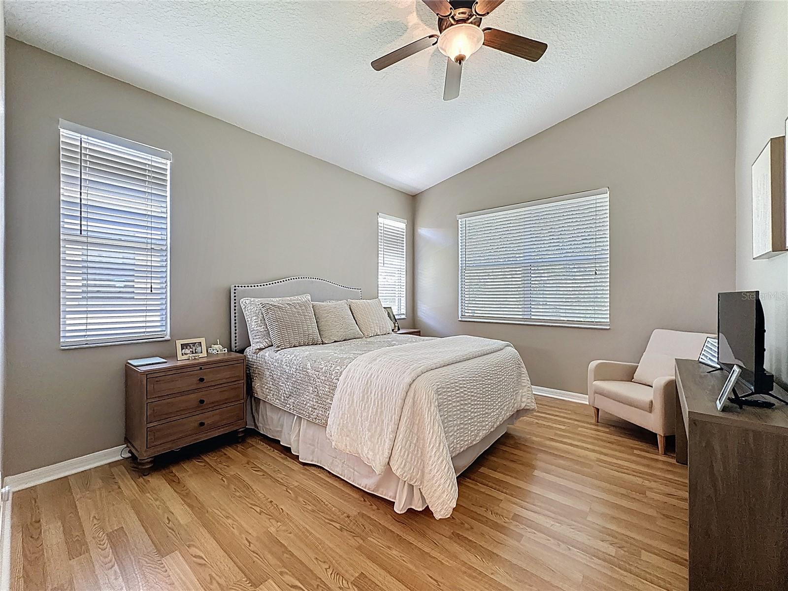 Listing Photo 22