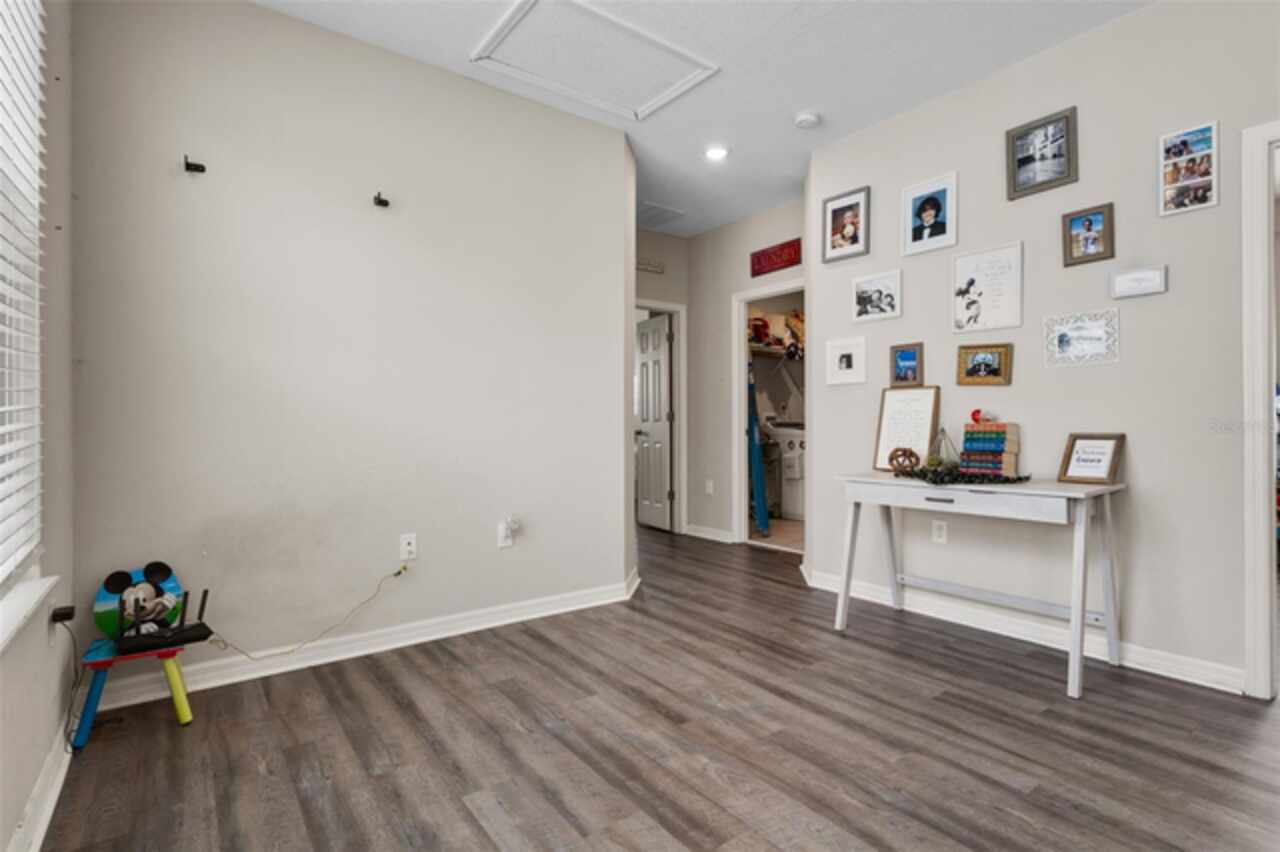 Listing Photo 32