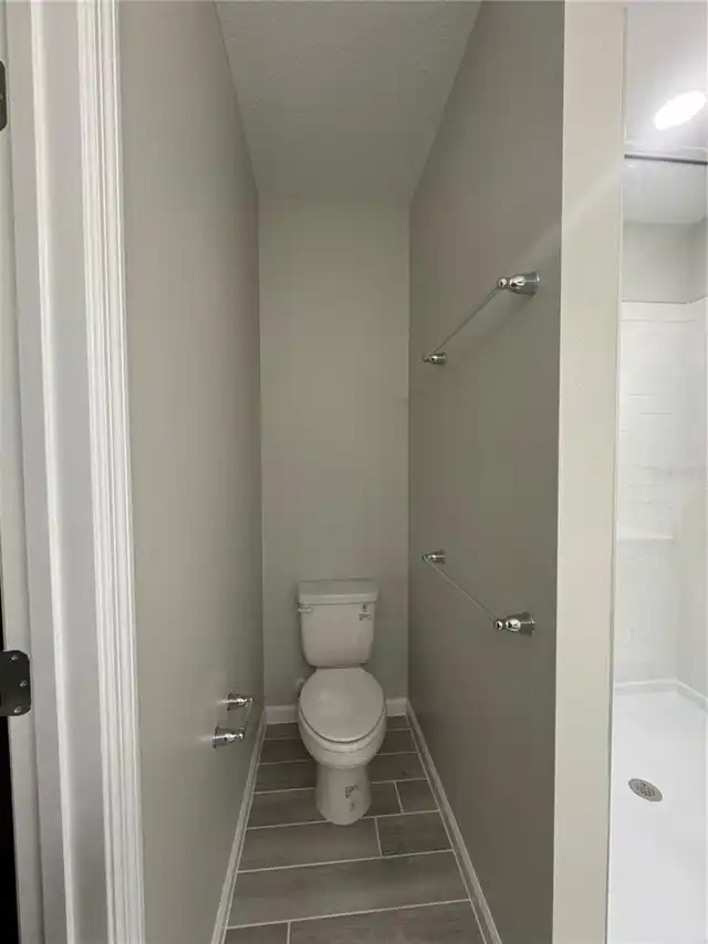 Listing Photo 14