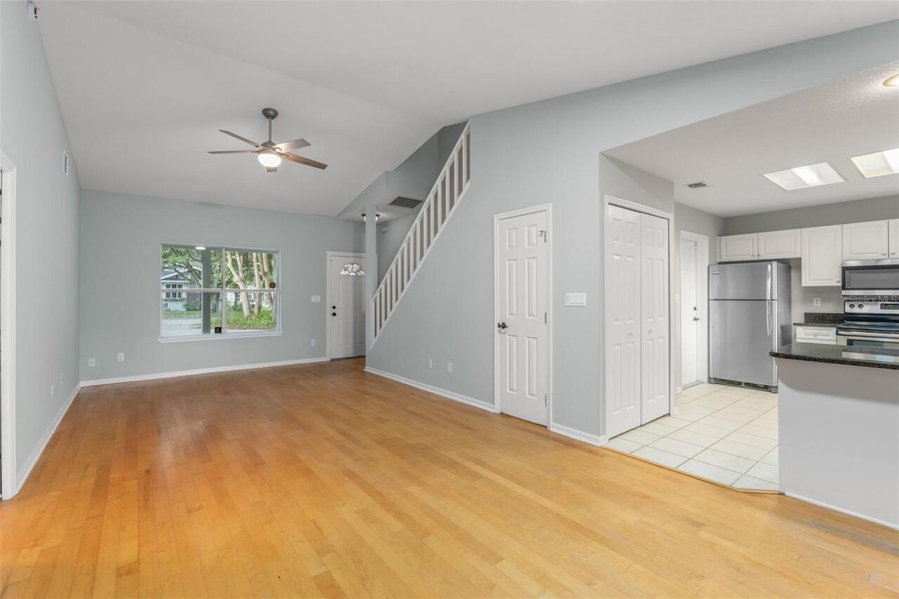Listing Photo 8
