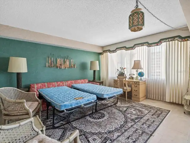 Listing Photo 32