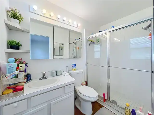 Listing Photo 18