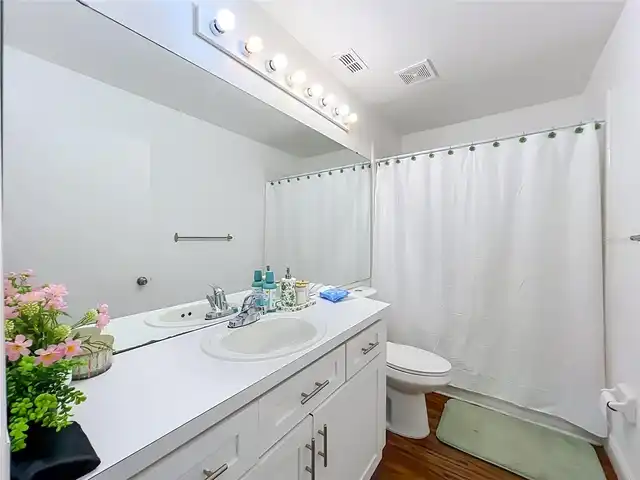 Listing Photo 26