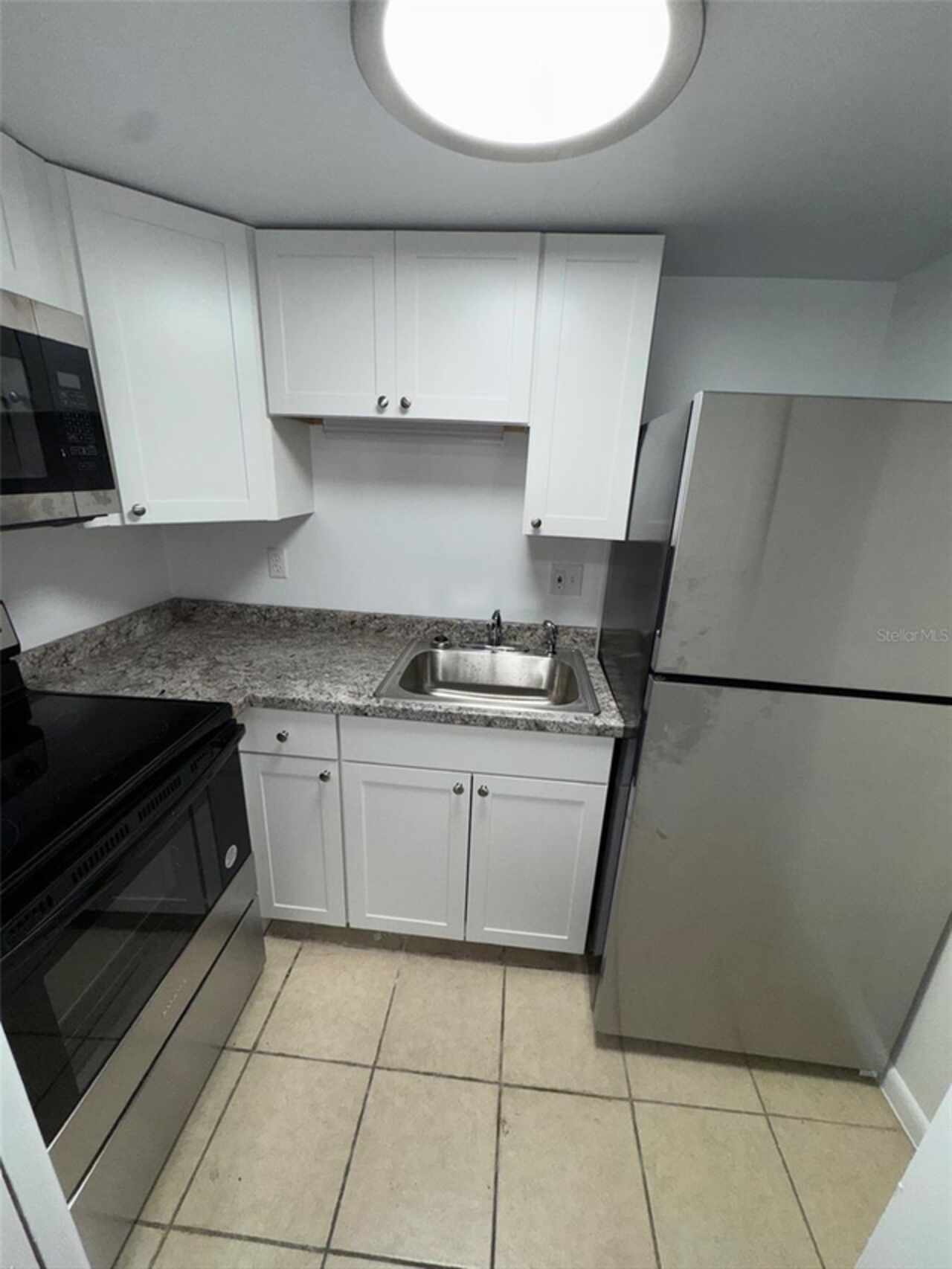 Listing Photo 8