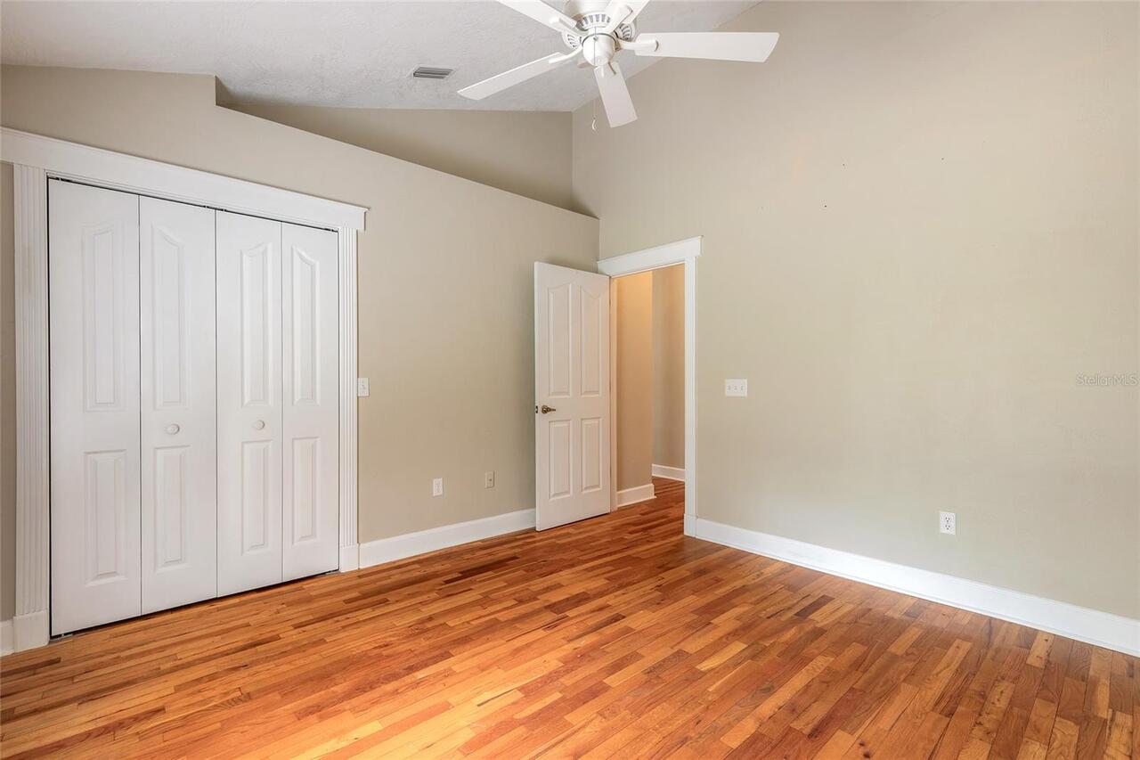 Listing Photo 13