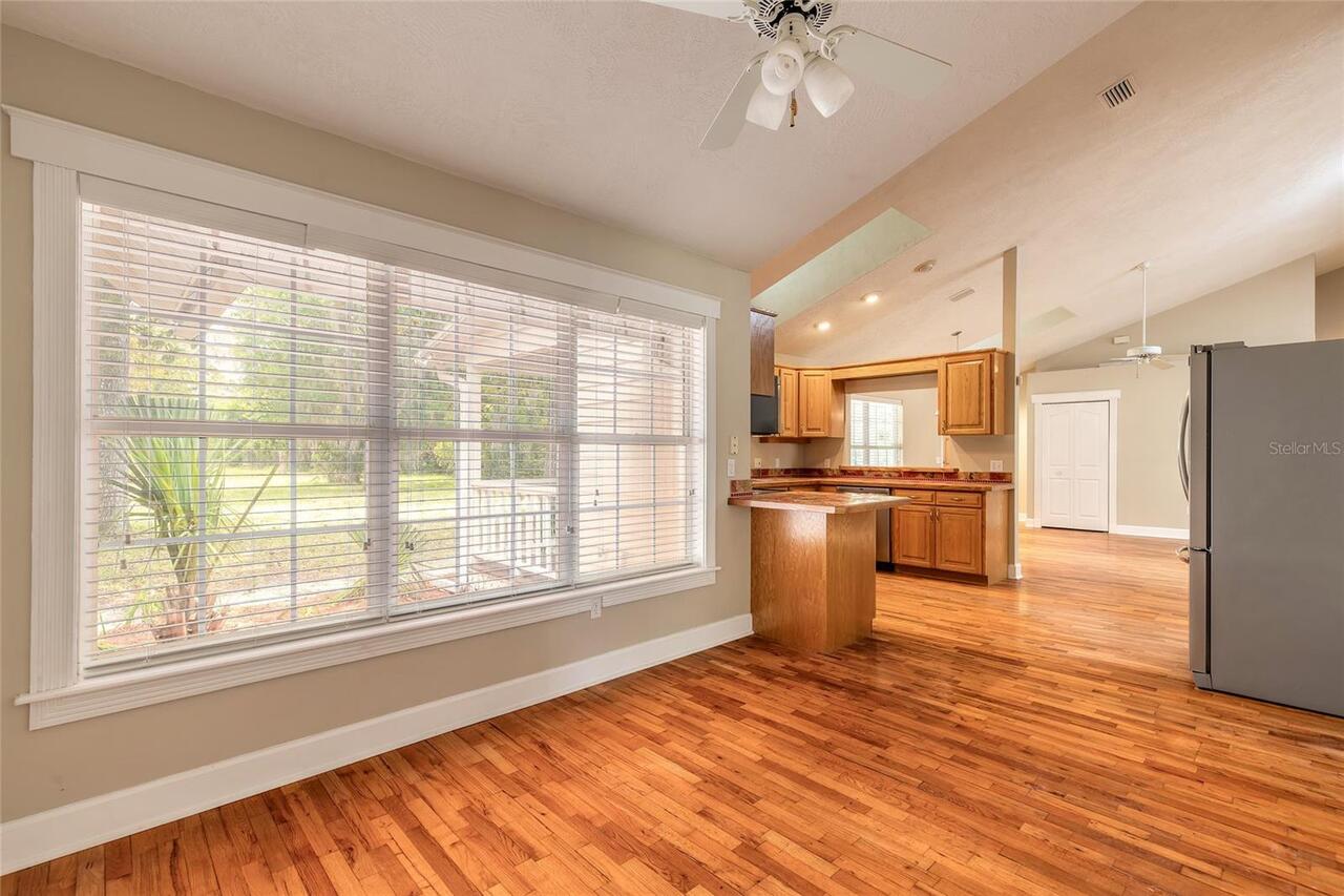 Listing Photo 15