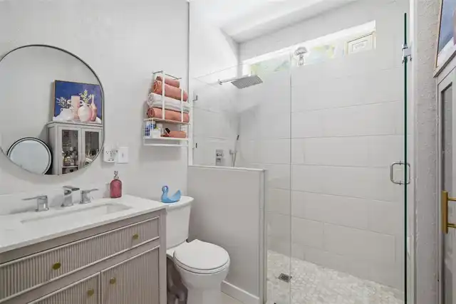 Listing Photo 16