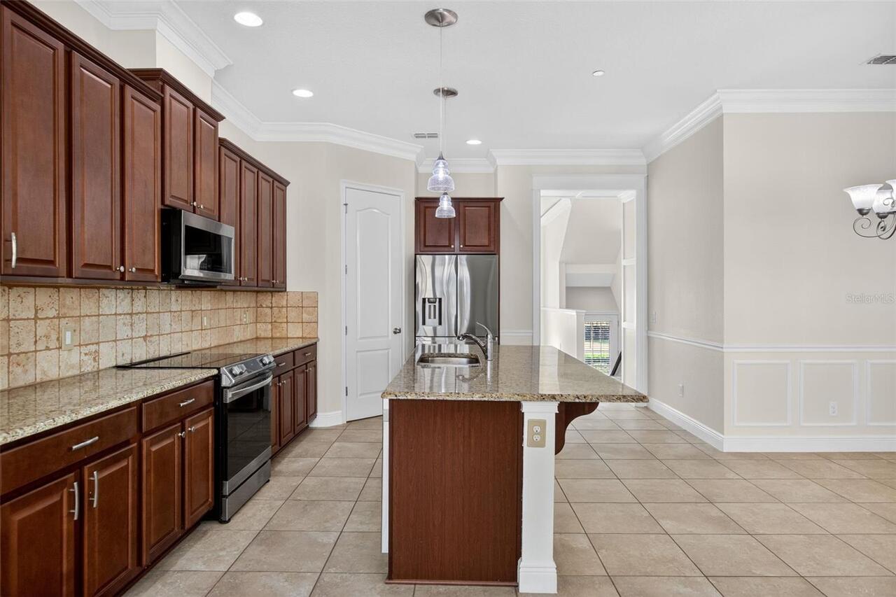 Listing Photo 16