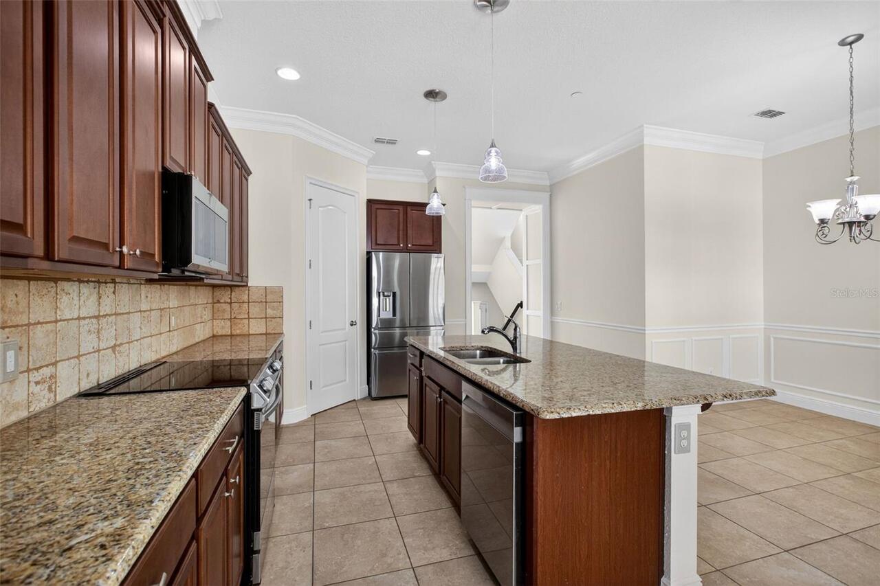 Listing Photo 17