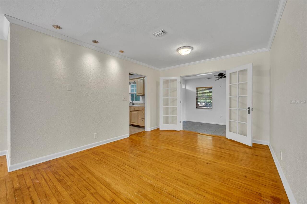 Listing Photo 9