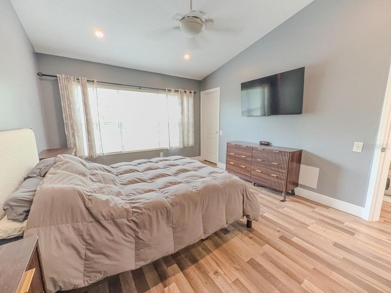 Listing Photo 23