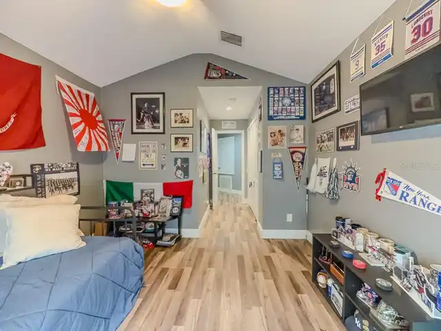 Listing Photo 33