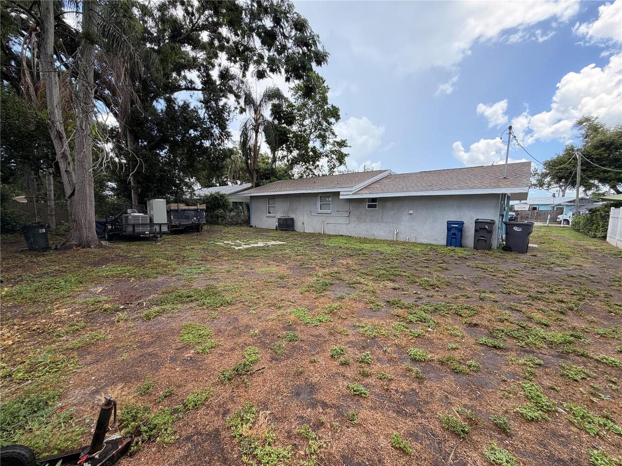 Listing Photo 10
