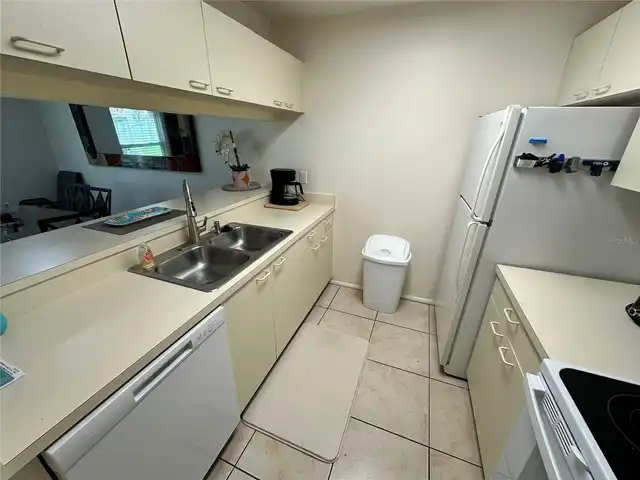 Listing Photo 8