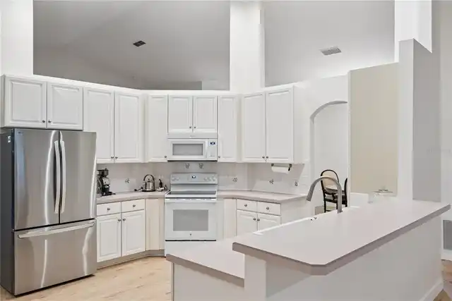 Listing Photo 15