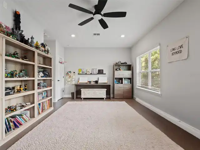 Listing Photo 28