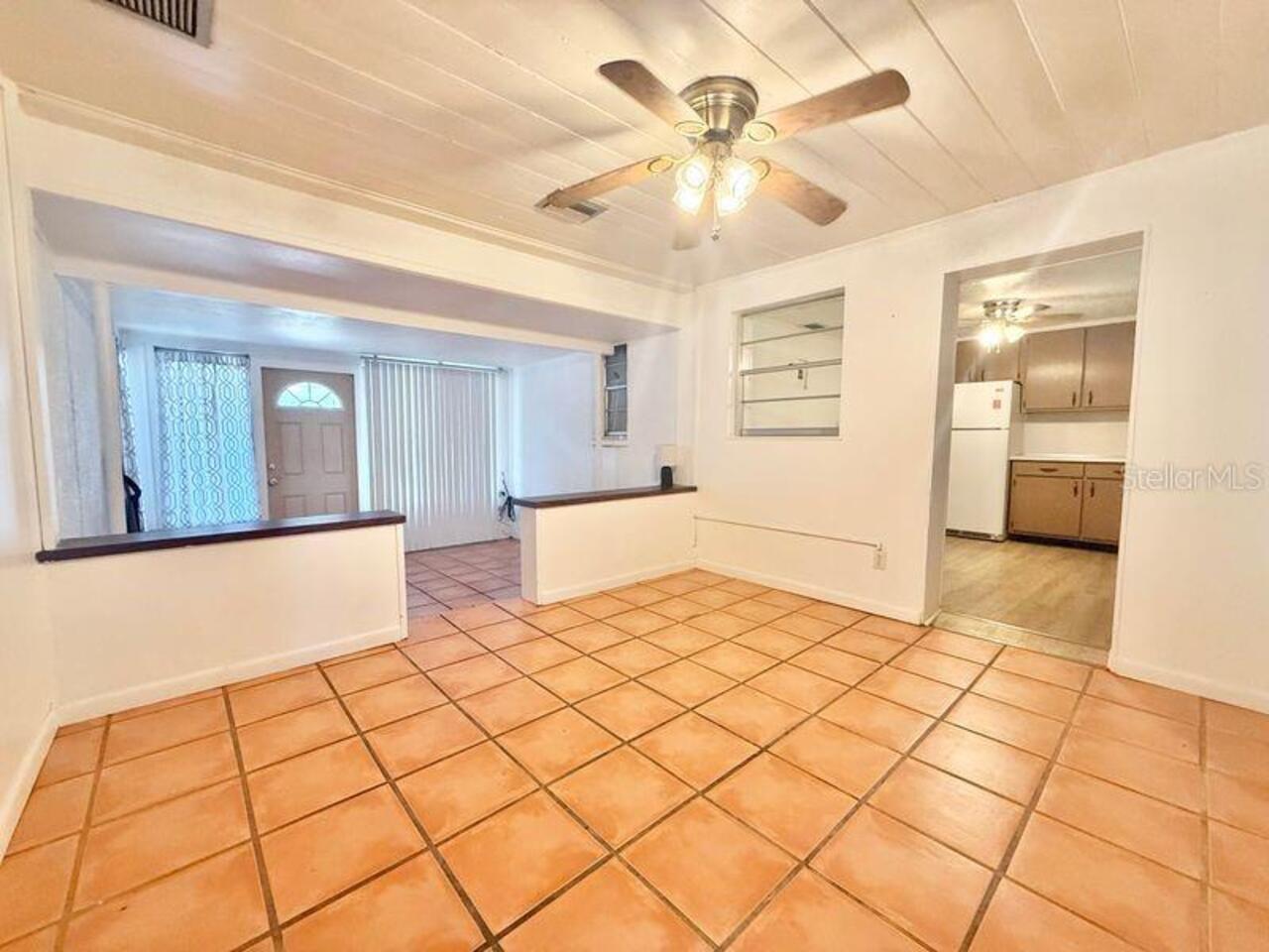 Listing Photo 8