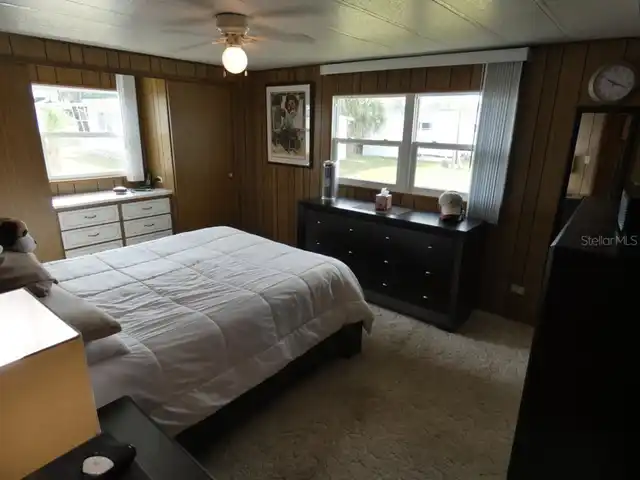 Listing Photo 9