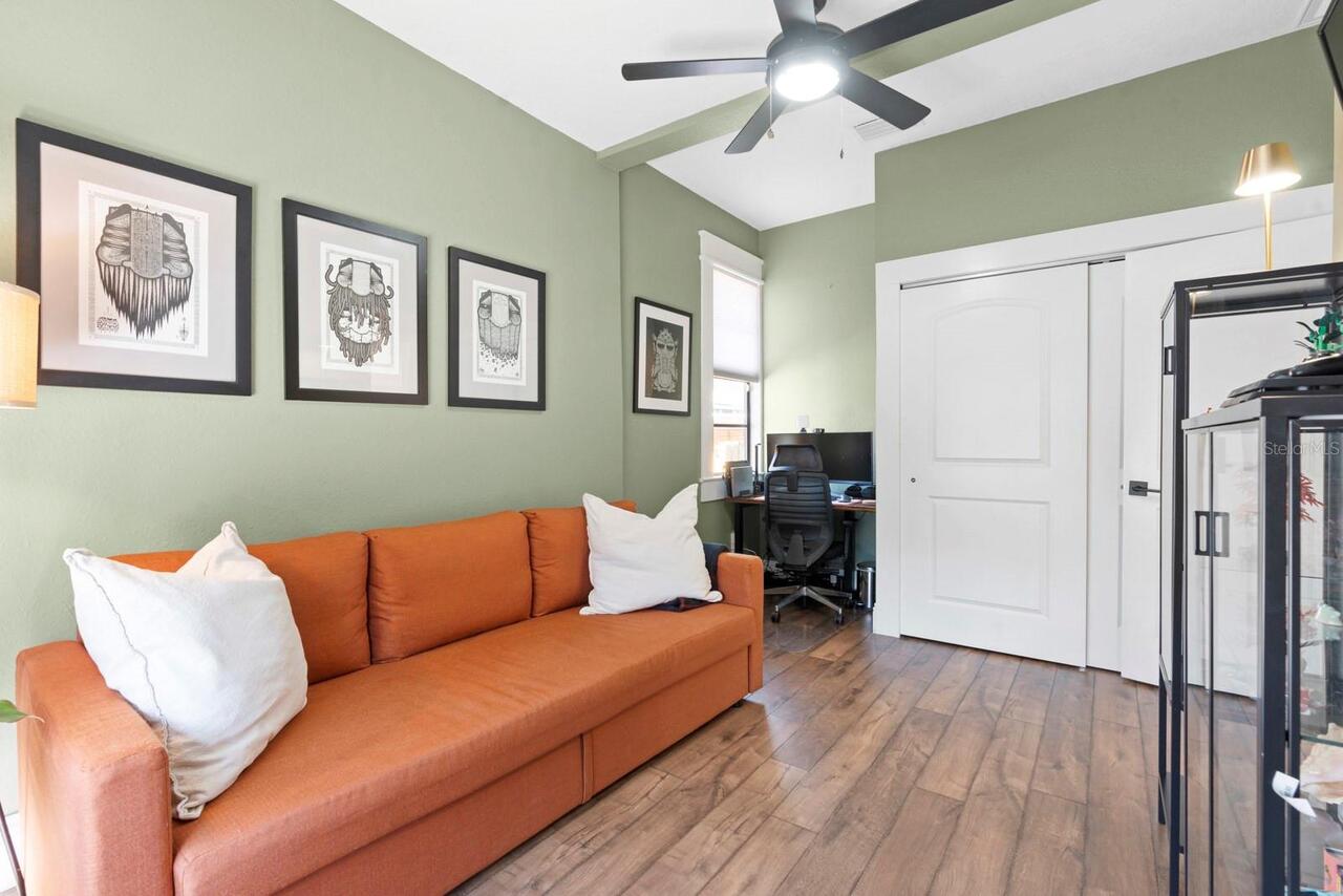 Listing Photo 14