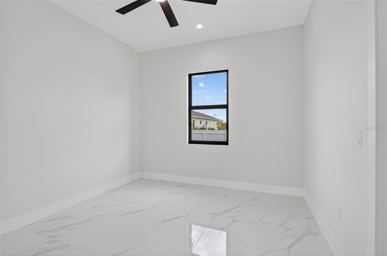Listing Photo 33